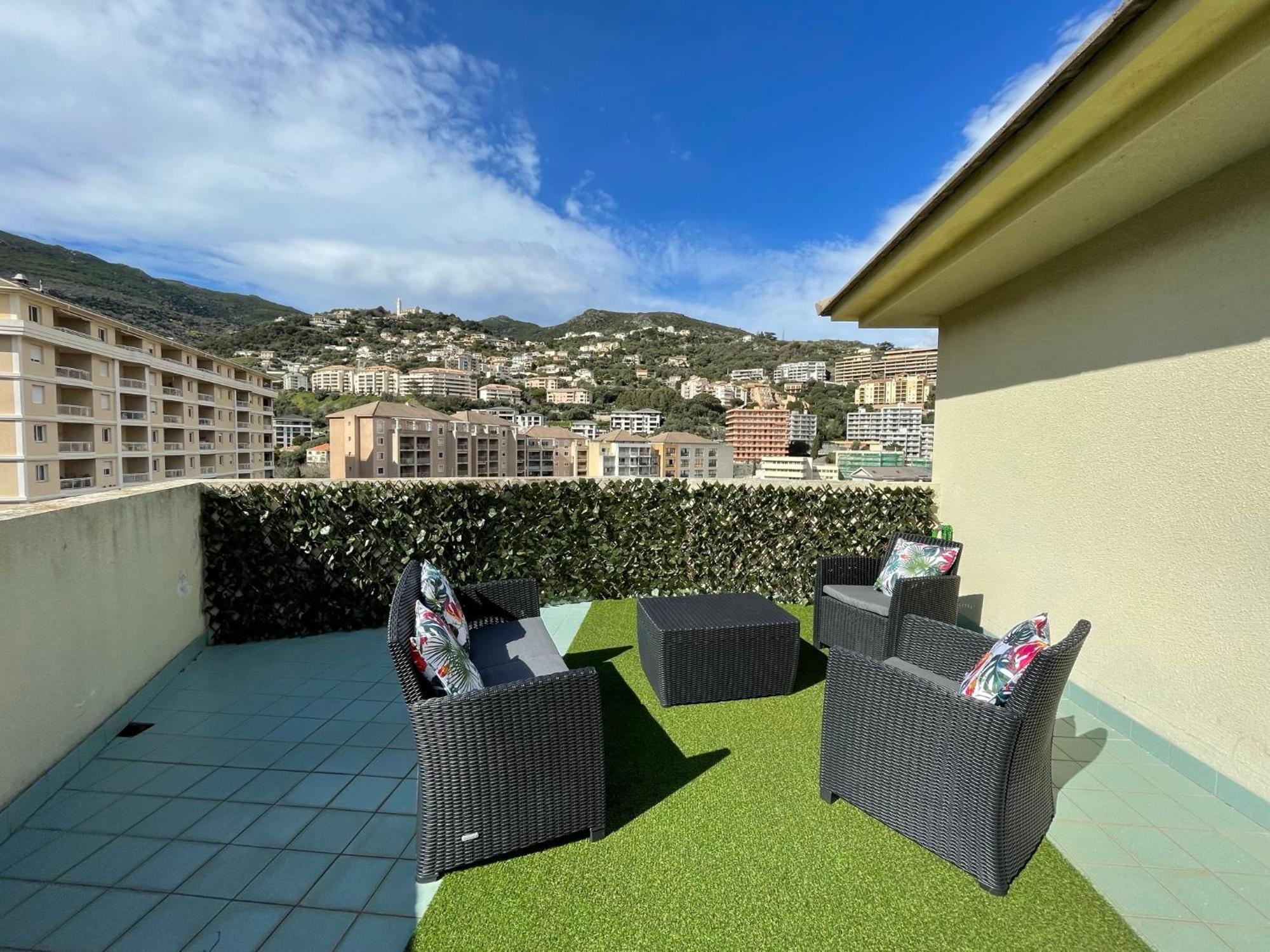 Grand T2 Proche Centre Ville, Vue Mer Et Montagne Μπαστιά Εξωτερικό φωτογραφία